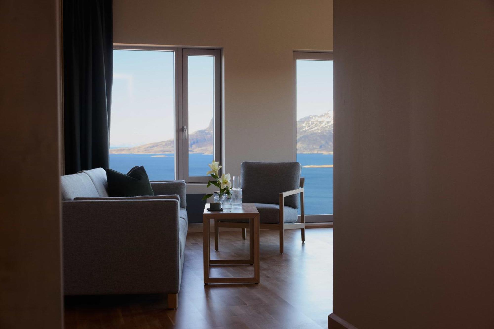 Wood Hotel Bodo Room photo