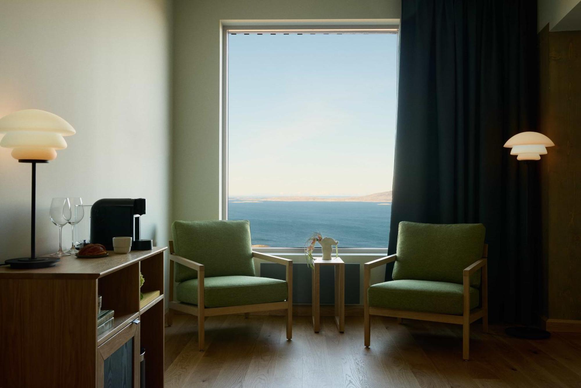 Wood Hotel Bodo Room photo